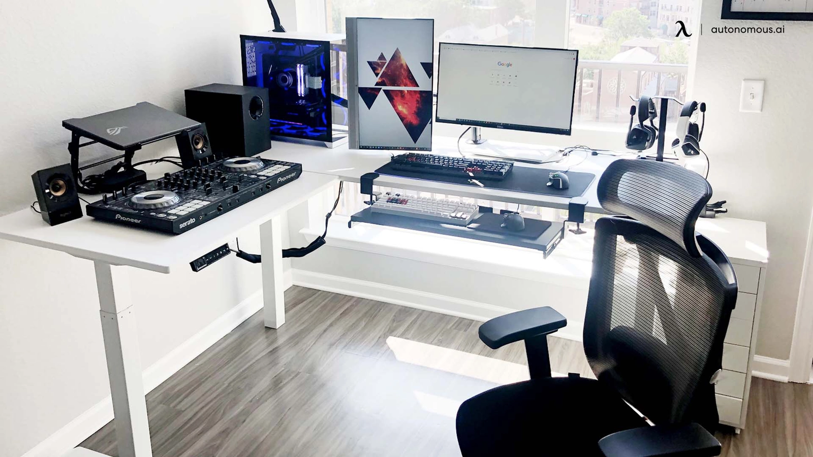 10 Dual Monitor Setup Ideas with L-Shaped Desk