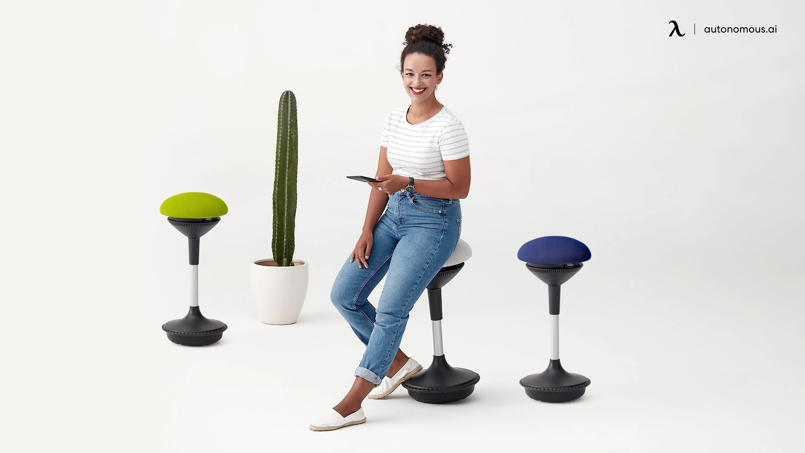 35 Standing Desk Chairs & Stools for 2024 Ergonomic Bliss