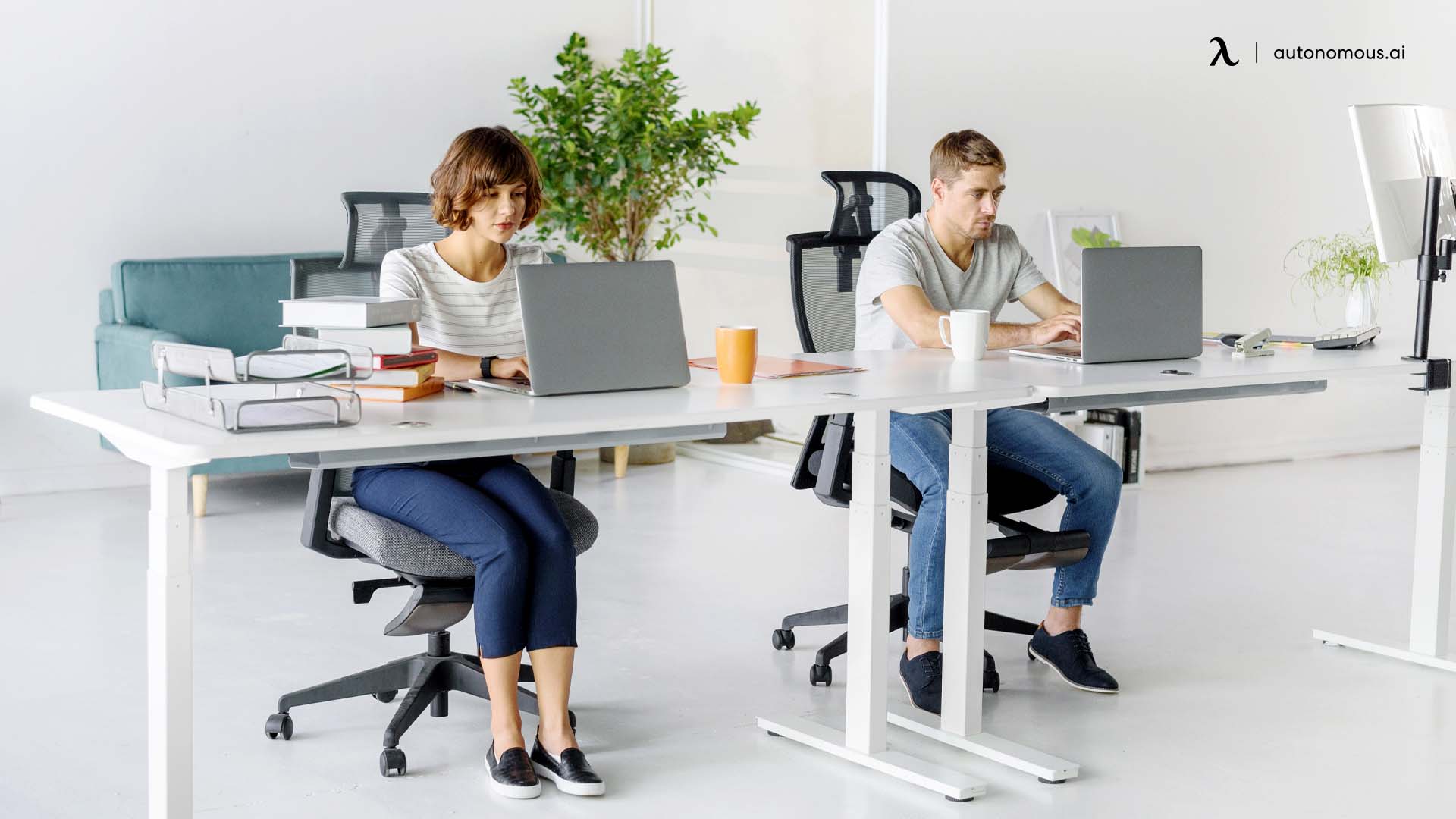 How to sit properly at standing desk