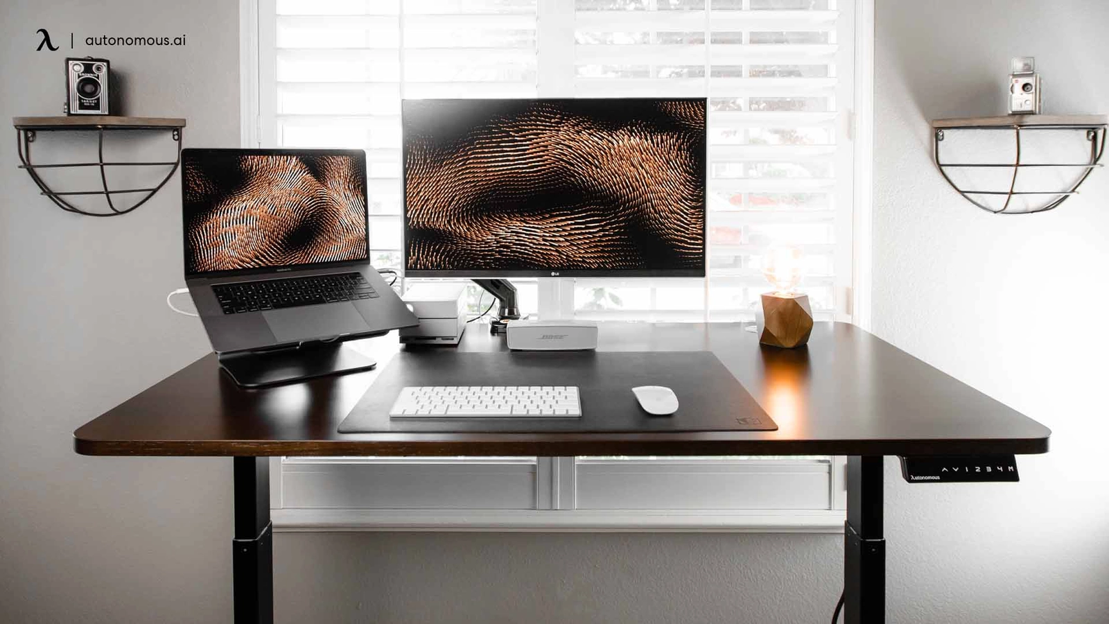 Our Definitive Minimalist Desk Setup Guide