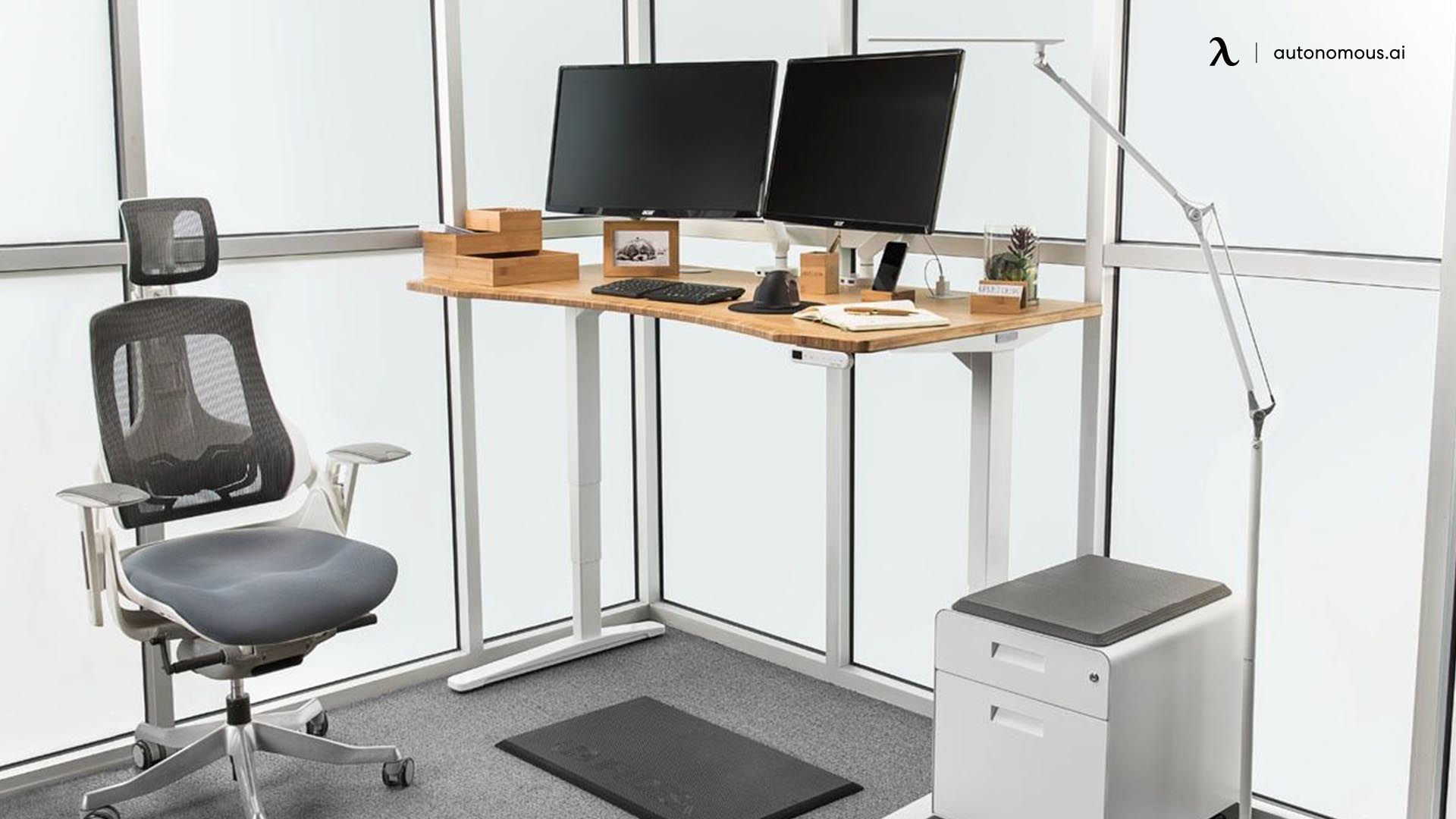 The UPLIFT Bamboo Standing desk